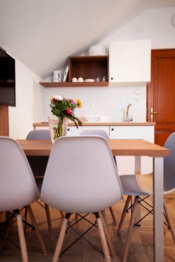 Hvt Comfort Apartments Мезёкёвешд Экстерьер фото